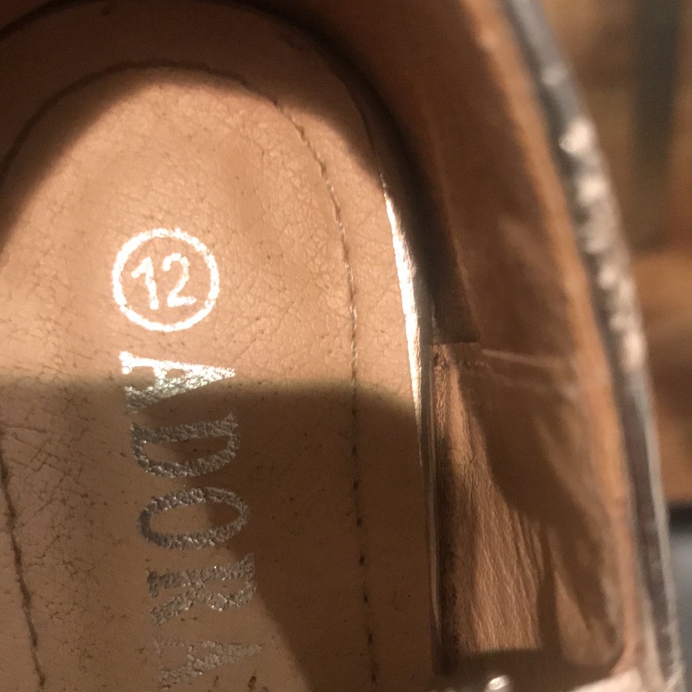 adorable little shoes - Picture 7 of 8